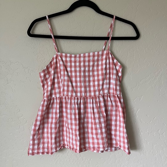 Adorable Checkered Top - Picture 2 of 4